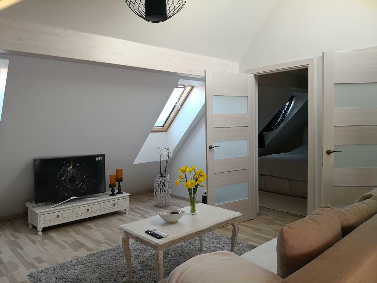 Kuninga 24 Apartment Pärnu Buitenkant foto